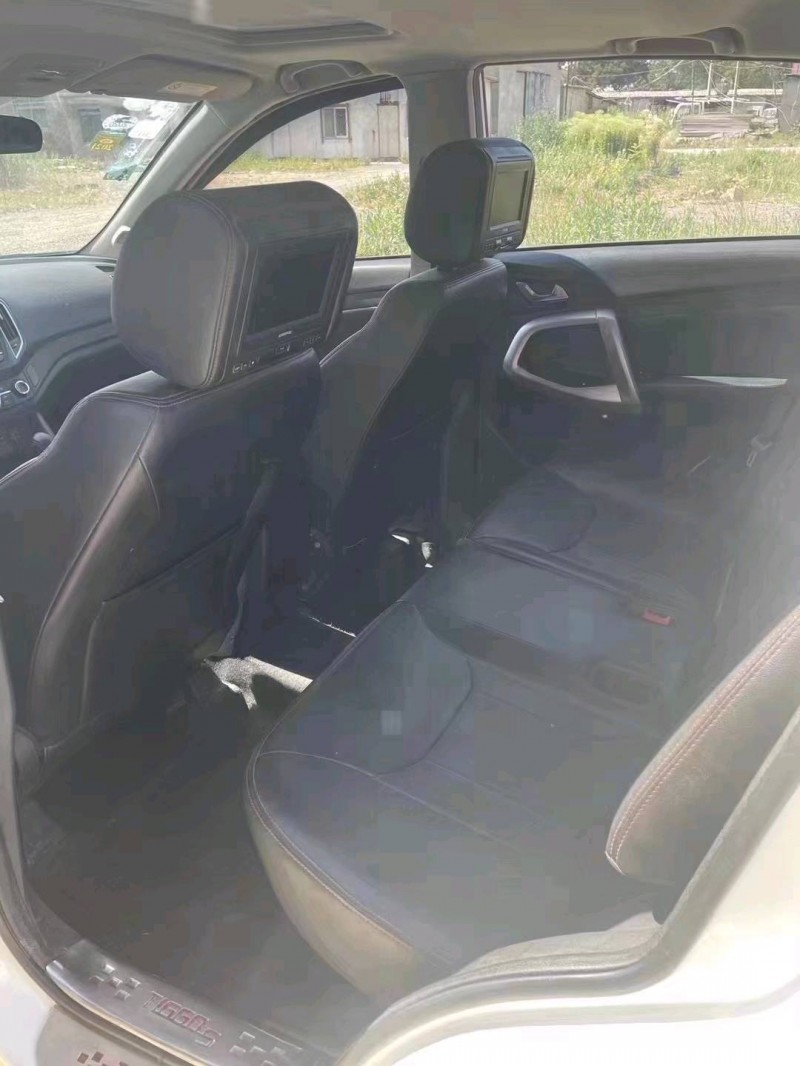 济南15年奇瑞瑞虎54