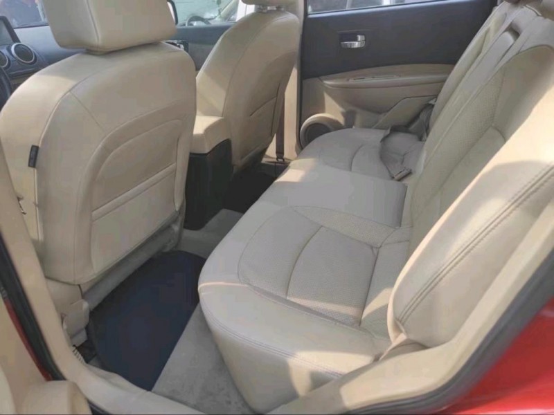 济南12年日产逍客2