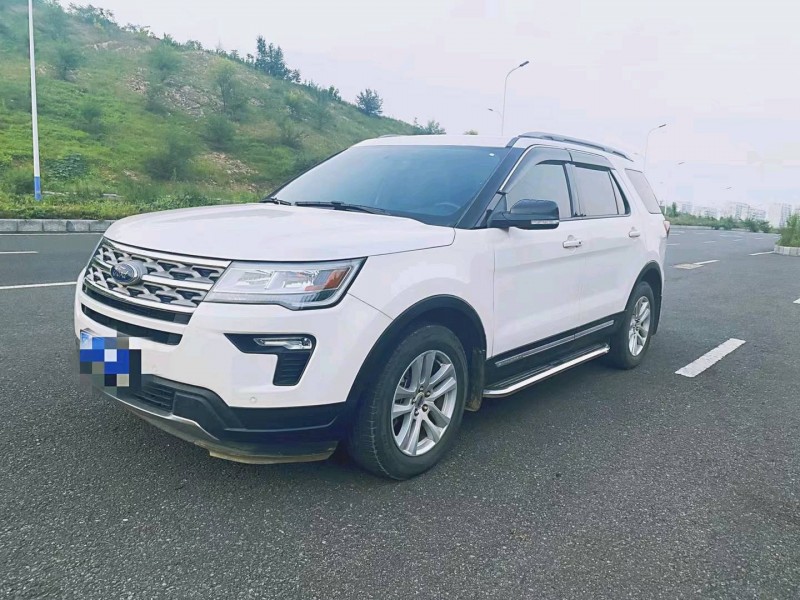 烟台18年福特探险者2