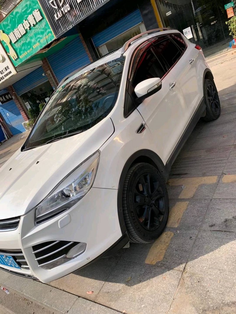 广州16年福特翼虎4