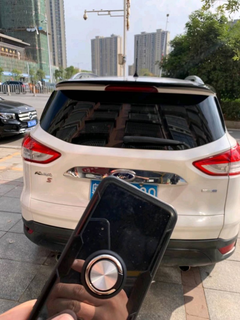 广州16年福特翼虎10