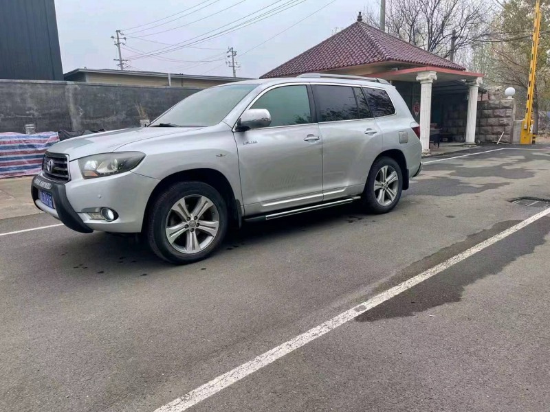 枣庄10年丰田汉兰达4