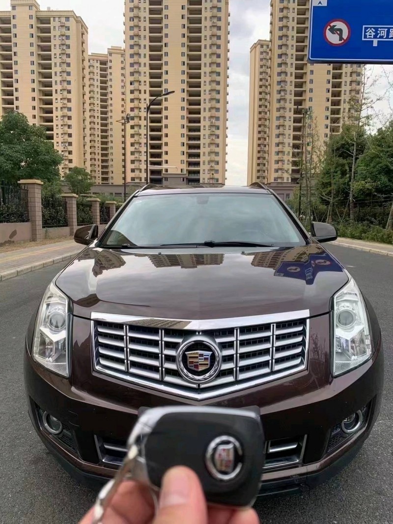 邯郸16年凯迪拉克SRX8
