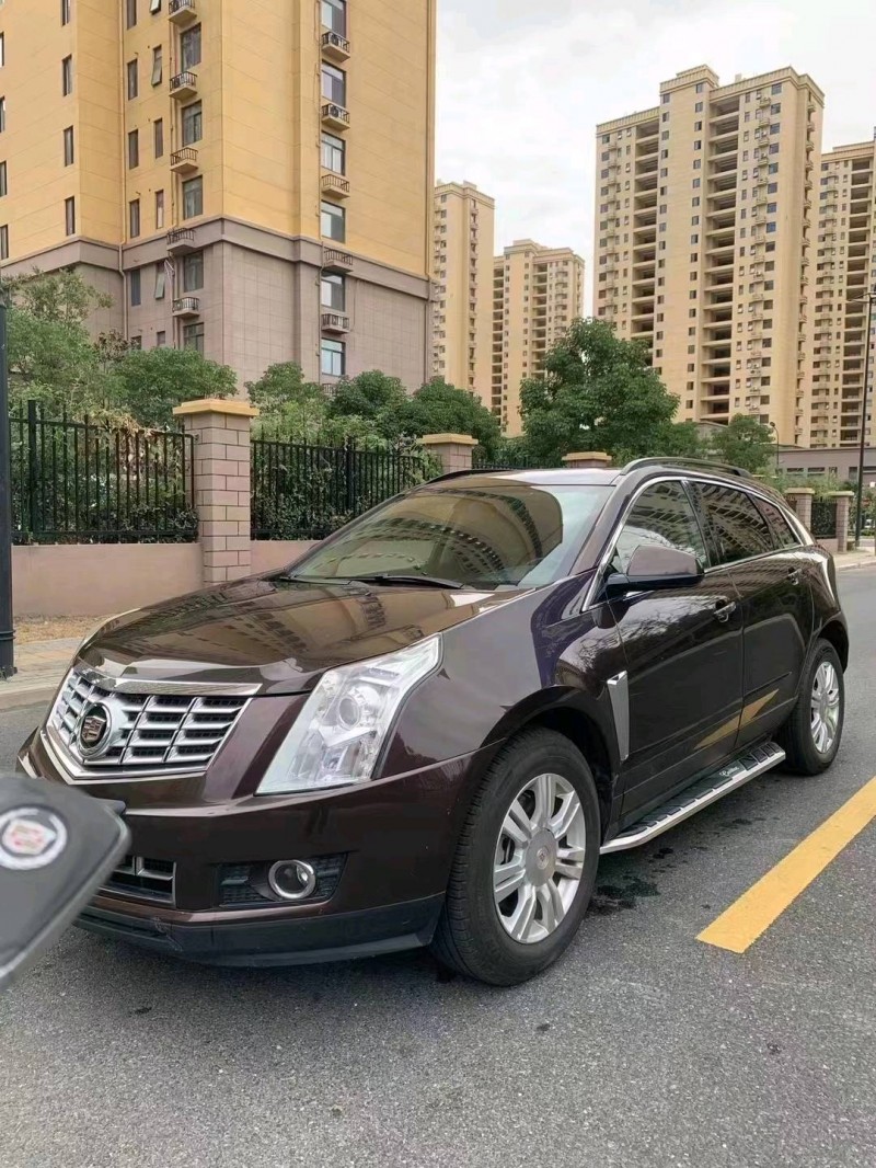 邯郸16年凯迪拉克SRX7