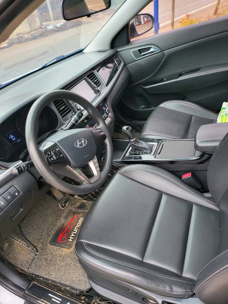 邯郸20年现代名图2