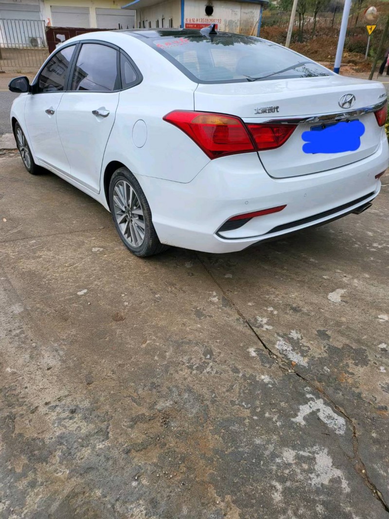 邯郸20年现代名图7