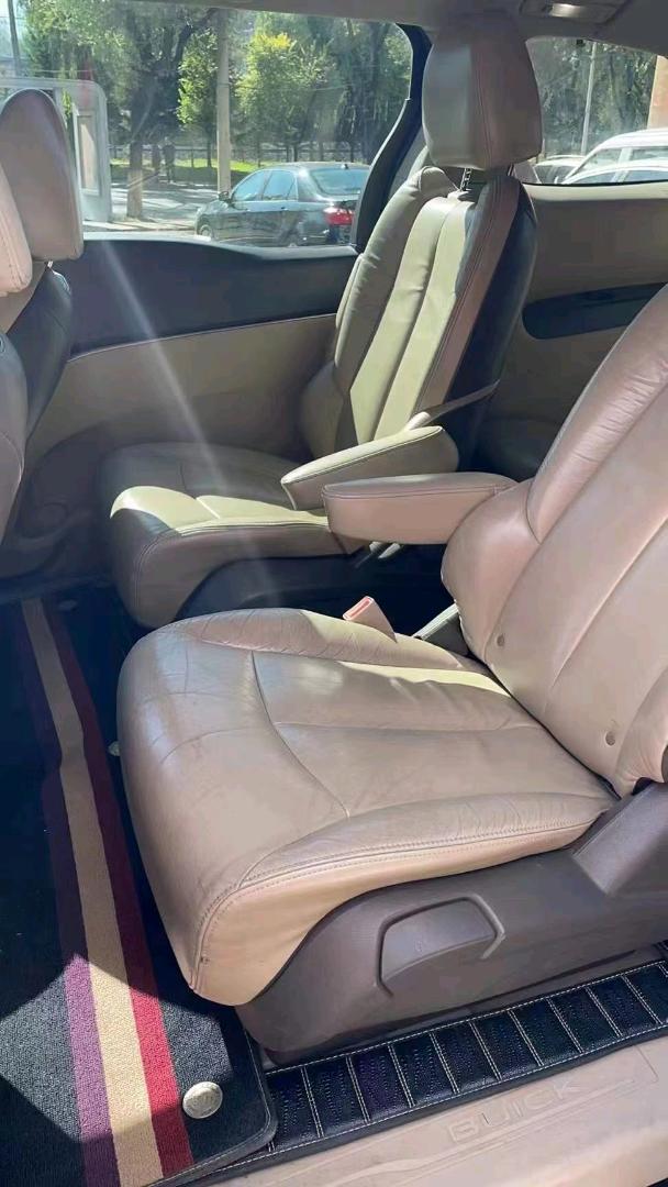 枣庄13年别克GL82