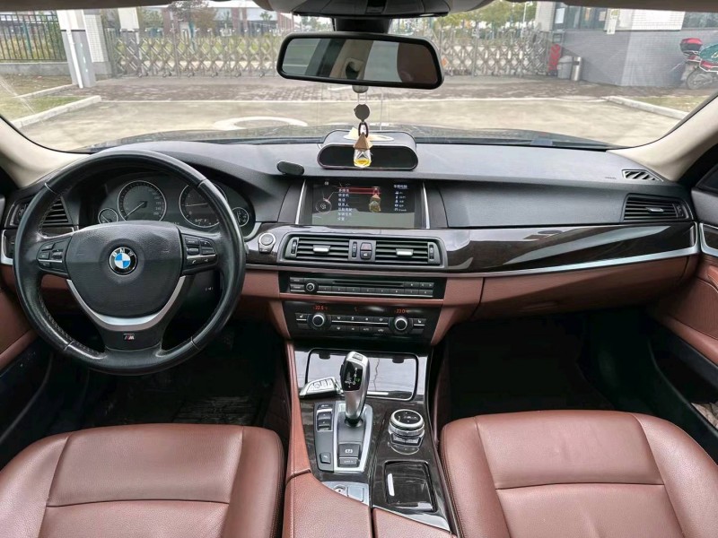 盐城15年宝马5系4