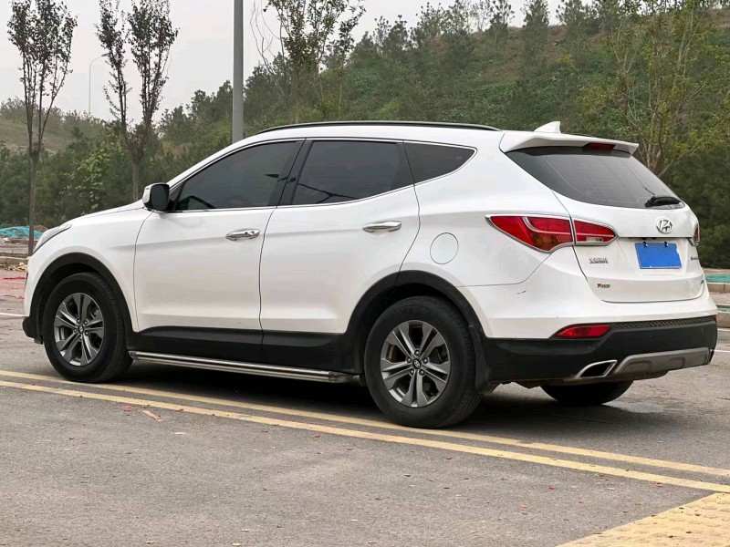 邯郸16年现代新胜达7