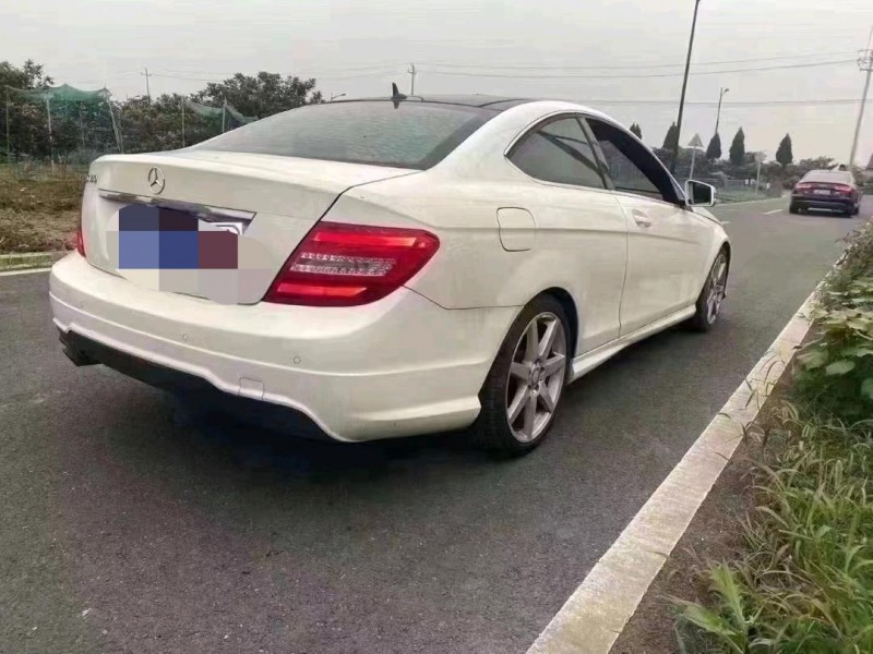 嘉兴14年奔驰C5