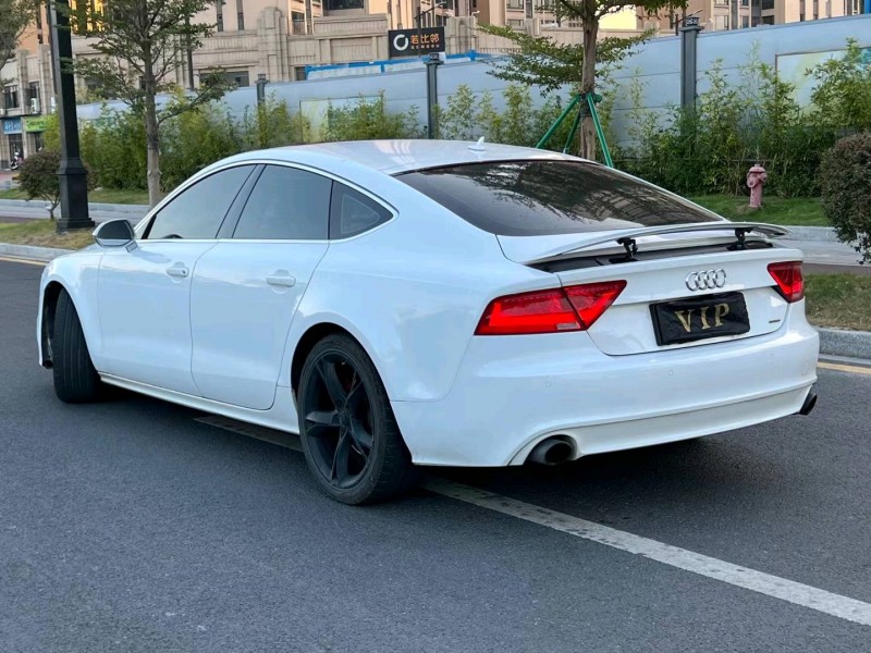 广州15年奥迪A7L8