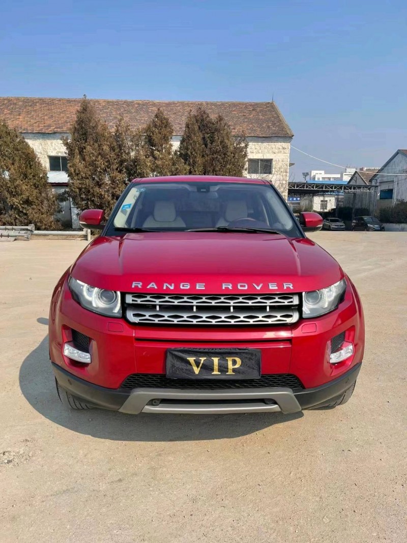 临沂12年路虎极光1