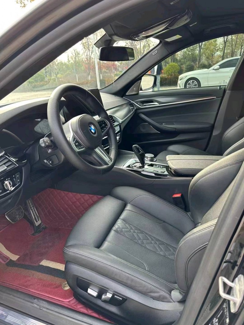 徐州21年宝马5系3