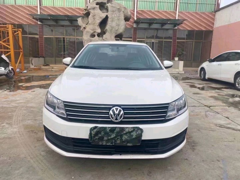 枣庄19年大众朗逸8