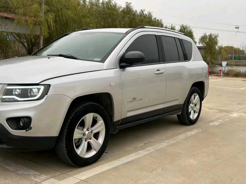 邯郸12年Jeep指南者2