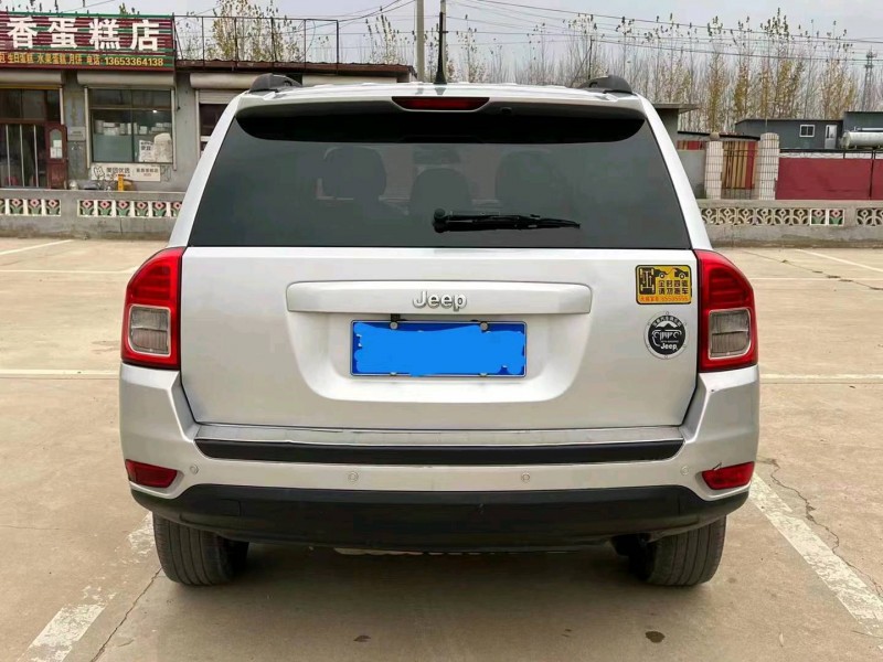 邯郸12年Jeep指南者8