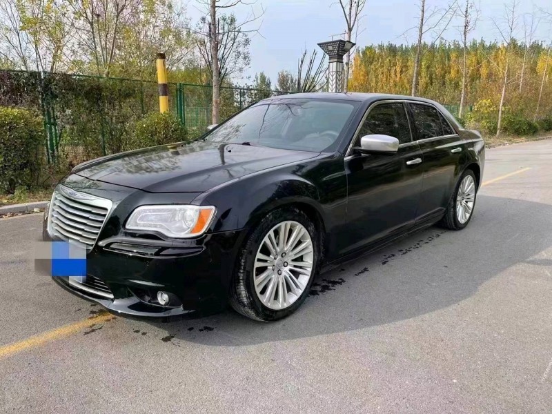 枣庄16年克莱斯勒300C1