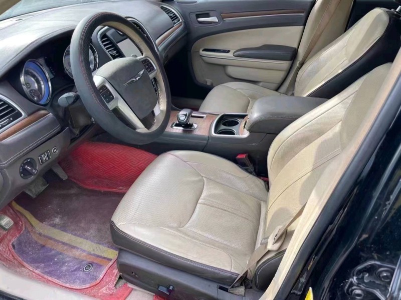 枣庄16年克莱斯勒300C2