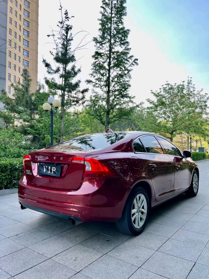 烟台14年沃尔沃S60L5