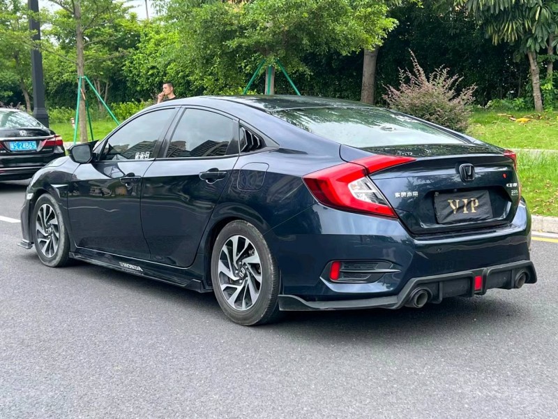 广州19年本田思域8