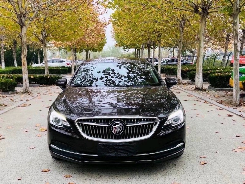 聊城17年别克君越9