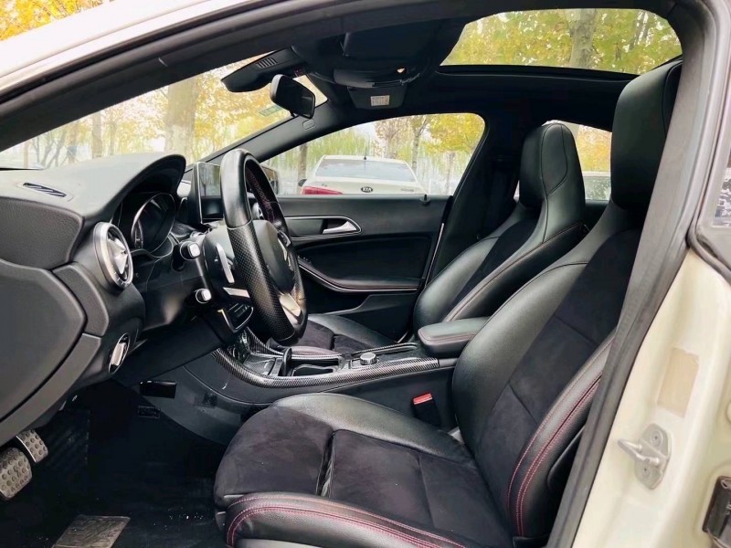 聊城16年奔驰CLA4