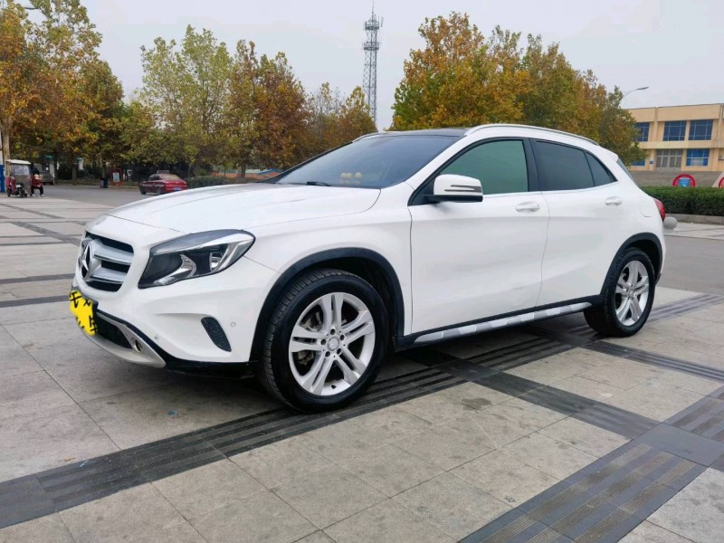 聊城15年奔驰GLA8