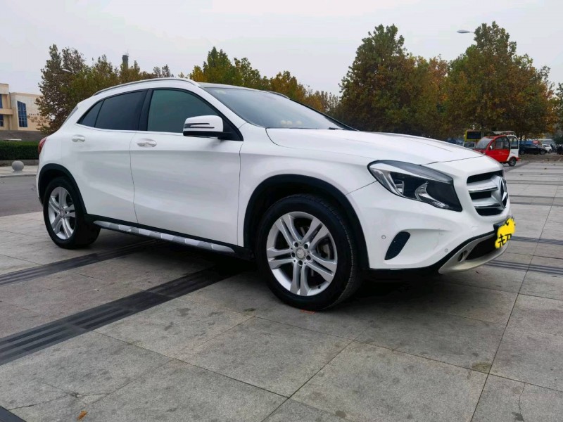 聊城15年奔驰GLA7