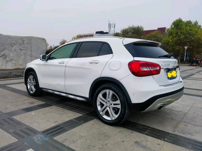 聊城15年奔驰GLA2