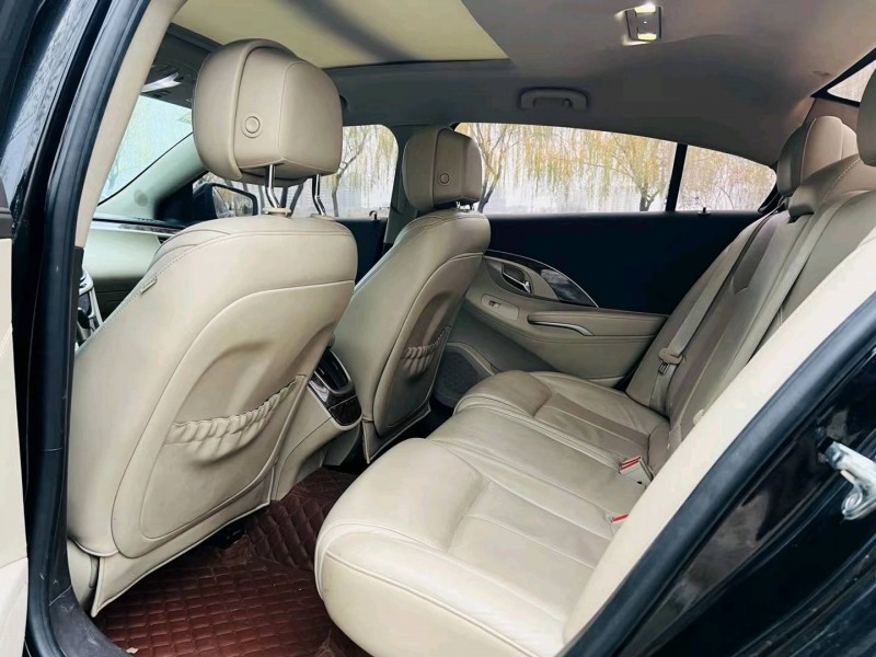 聊城15年别克君越4