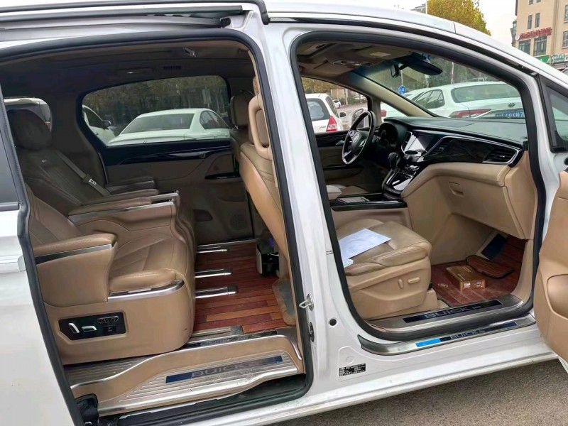 枣庄17年别克GL83