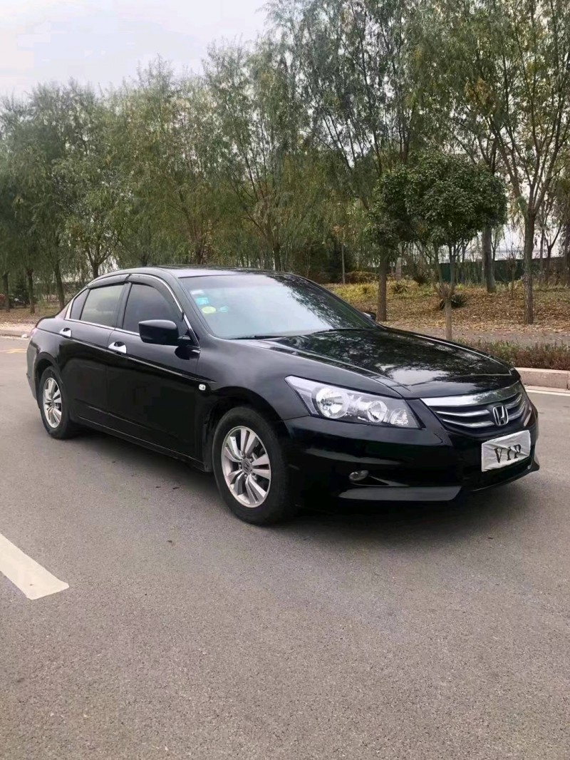 枣庄12年本田雅阁2