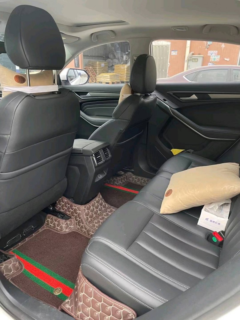 东莞20年福特领界5