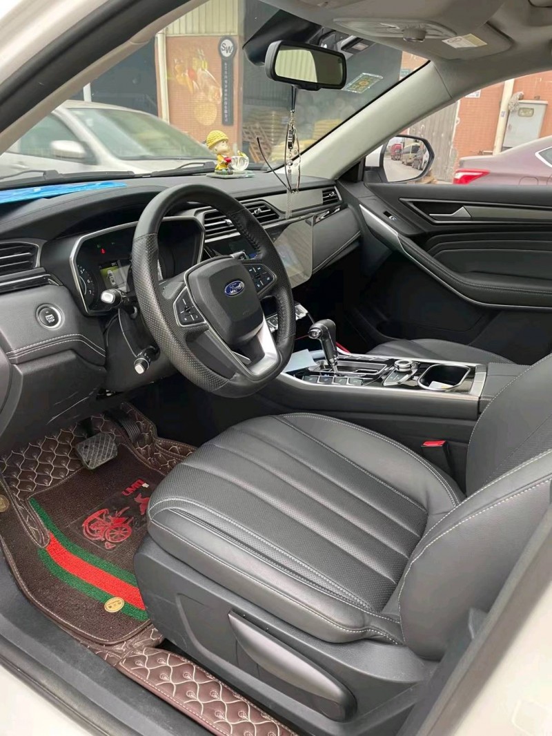 东莞20年福特领界6