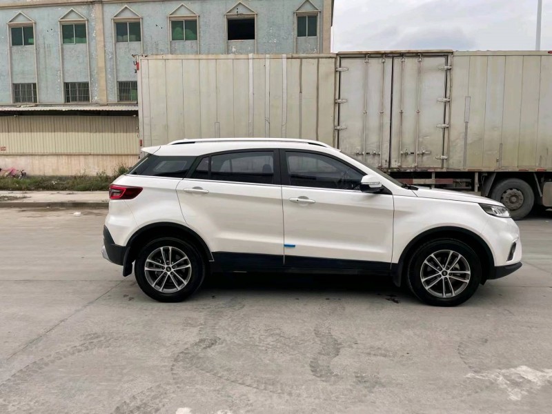 东莞20年福特领界3