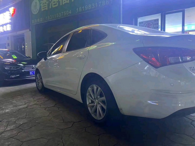 邯郸18年别克威朗5