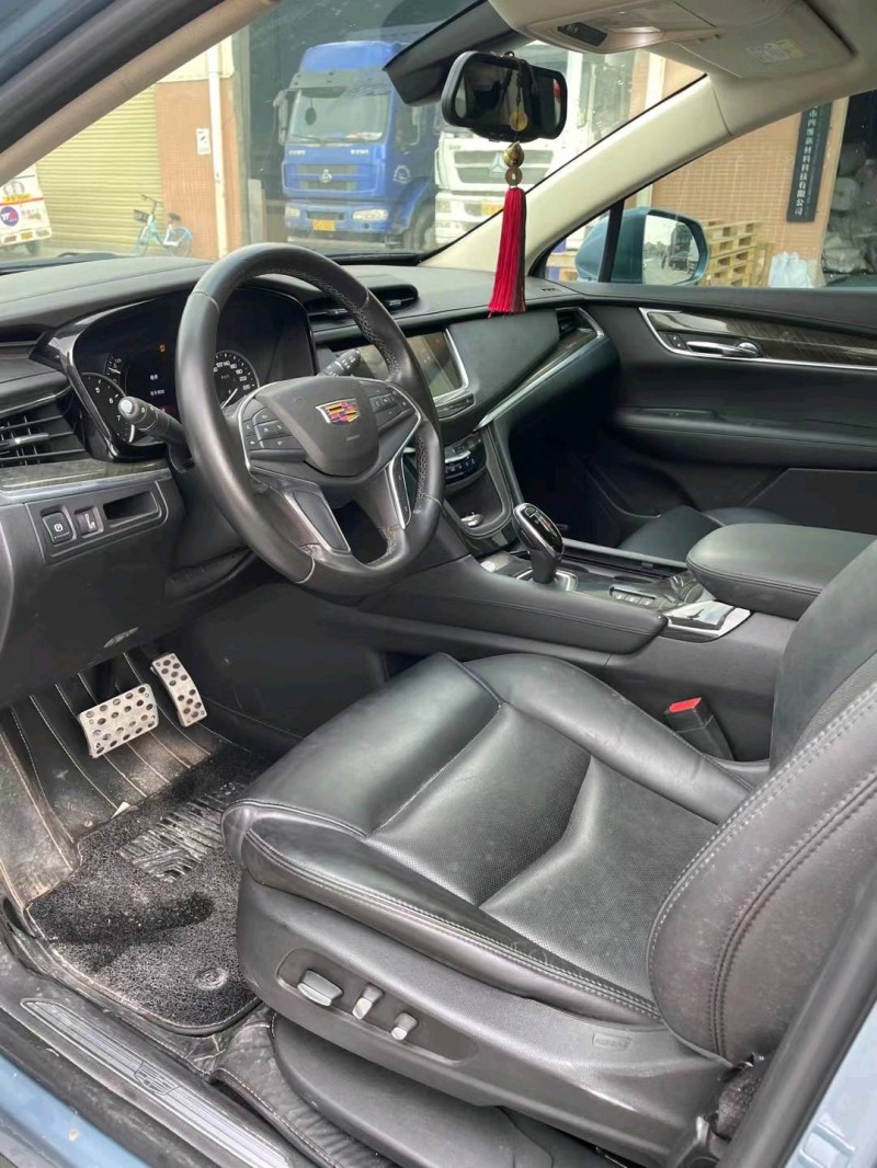 东莞18年凯迪拉克XT54