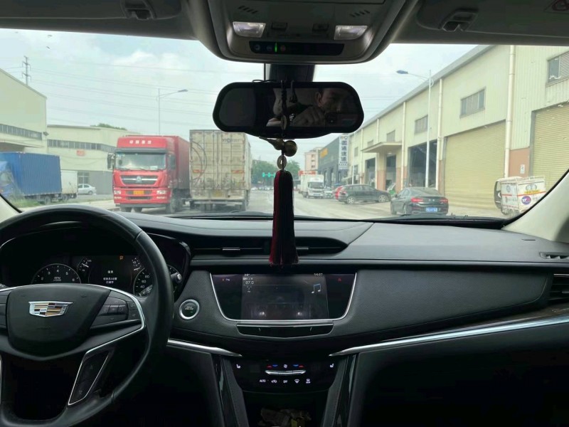 东莞18年凯迪拉克XT55