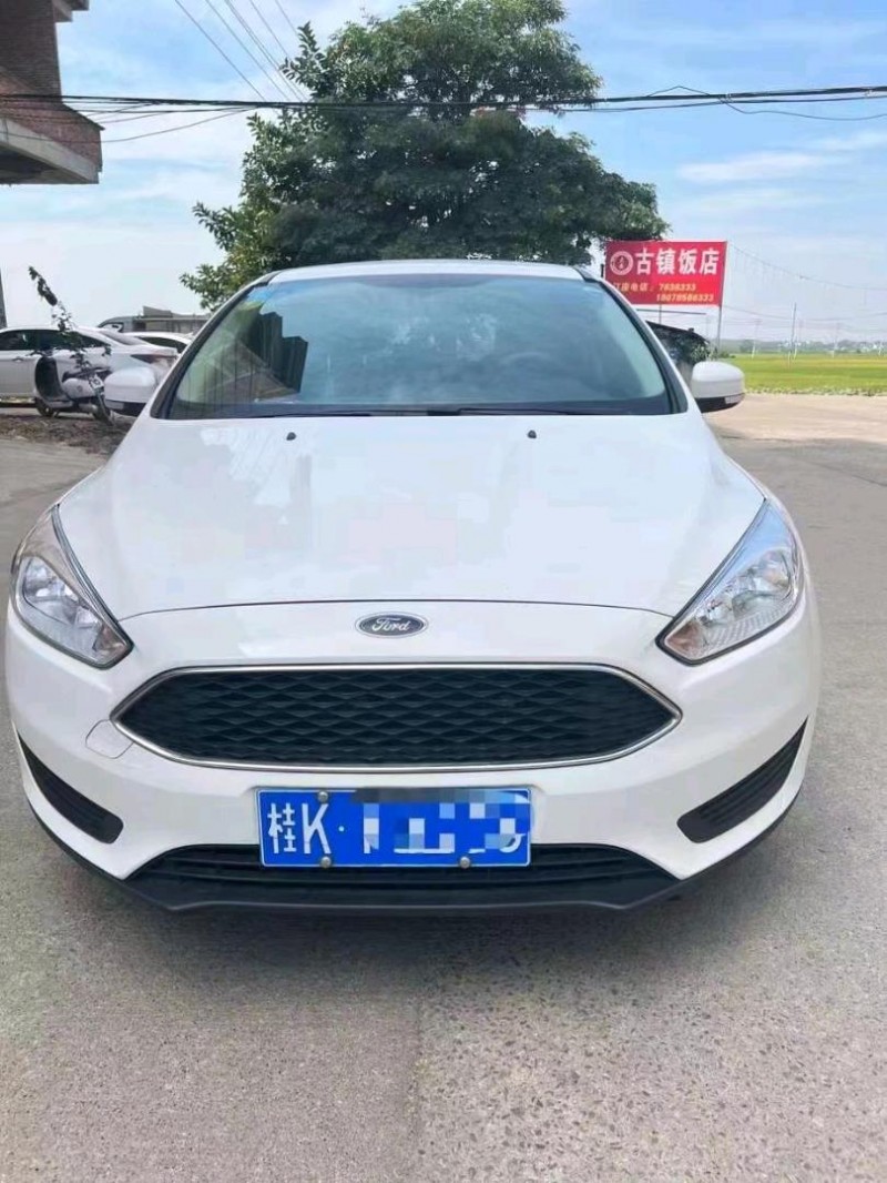 宜昌18年福特福克斯1