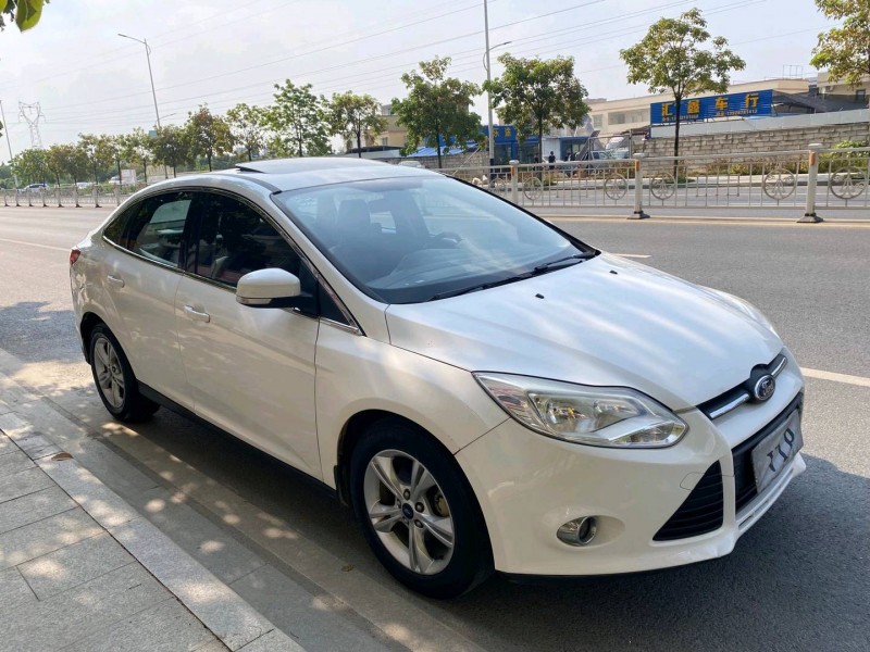 广州15年福特福克斯3