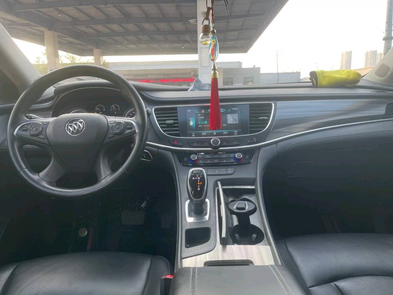 徐州19年别克君越6