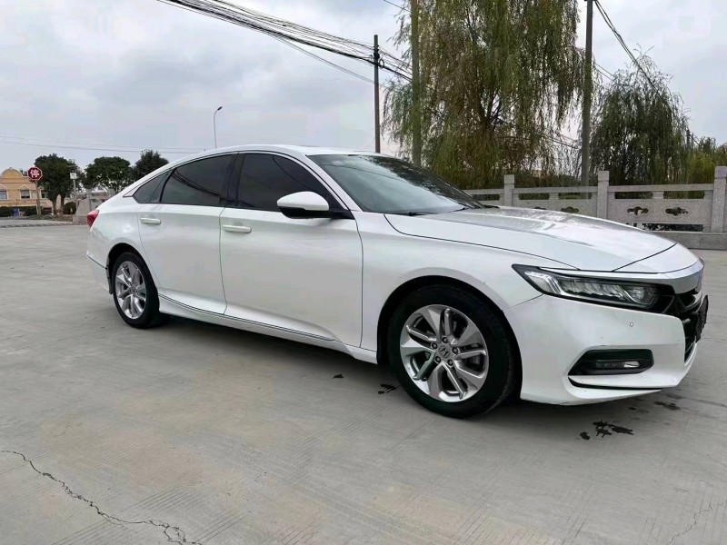 常州21年本田雅阁3