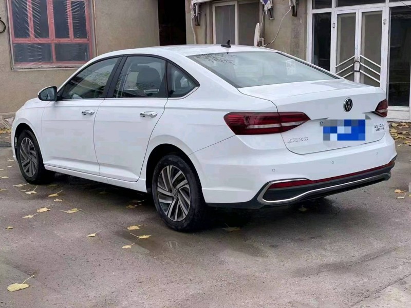 邯郸22年大众朗逸8