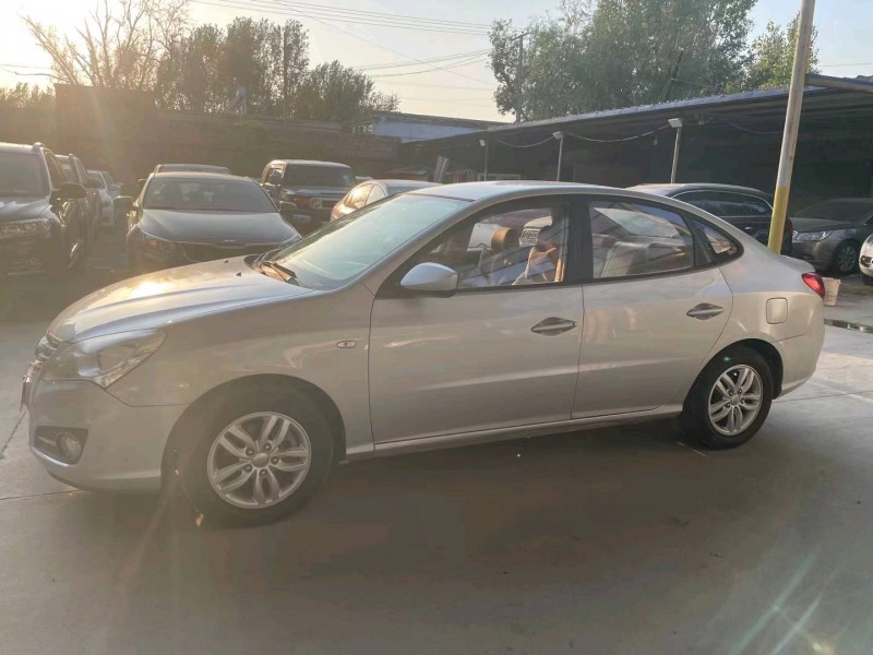 保定14年现代悦动3