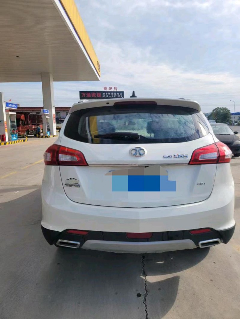 邯郸16年北汽绅宝X656