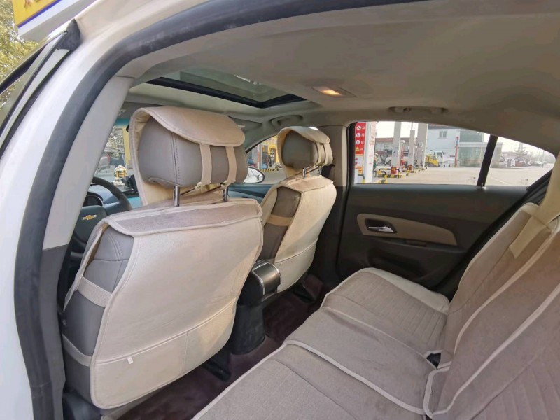 保定13年雪佛兰科鲁兹6