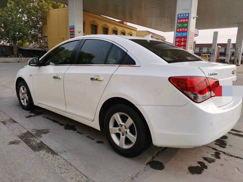 保定13年雪佛兰科鲁兹9