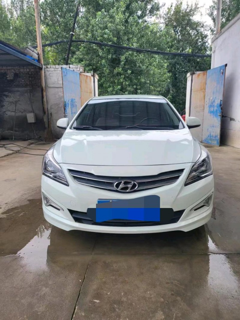 邯郸16年现代瑞纳1