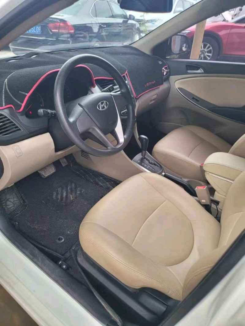 邯郸16年现代瑞纳9