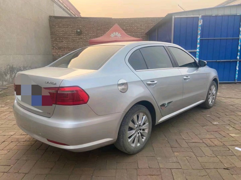 保定14年大众朗逸3